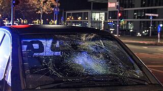 Auto erfasst Fu&szlig;g&auml;nger in Bamberg