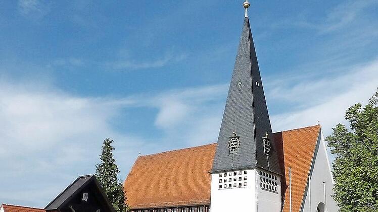 Das Haiger Gotteshaus in seiner aktuellen Gestaltung.  Foto: Gerd Fleischmann
