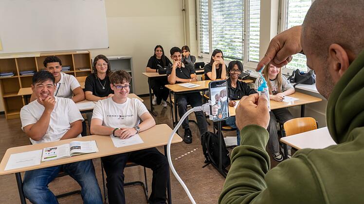Herr Reff will seinen Sch&uuml;lern beibringen, an sich selbst zu glauben.