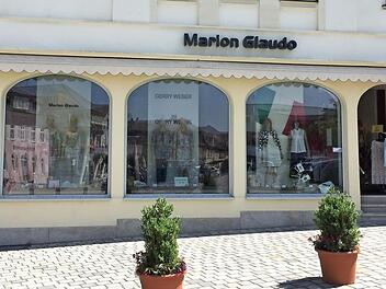Marion Glaudo Mode am Markt Neustadt schließt im September.  Foto: privat