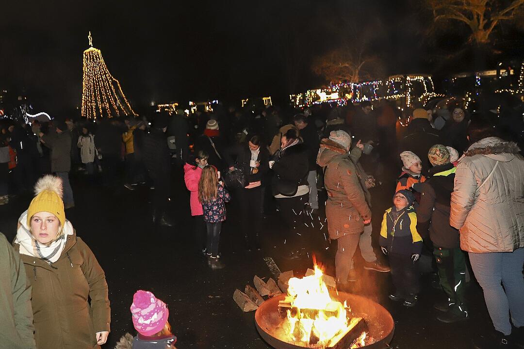 In Kulmbach durfte die beliebte Lichterfahrt der Traktoren stattfinden.