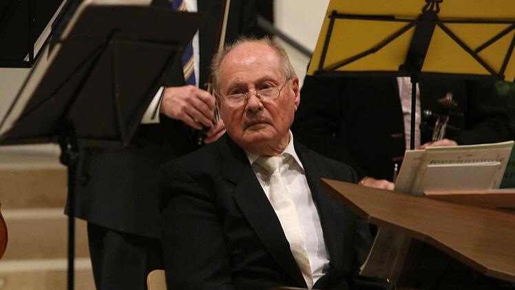 Impressionen vom Weihnachtskonzert mit dem Collegium Musicum in der Coburger Morizkirche. Am Cembalo: Gerhard DeutschmannFoto: Jochen Berger