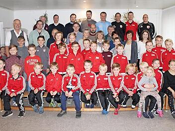 Die erfolgreichen Sportler des TSV Scheuerfeld wurden bei einem kurzweiligen Ehrungsvormittag ausgezeichnet. Foto: privat