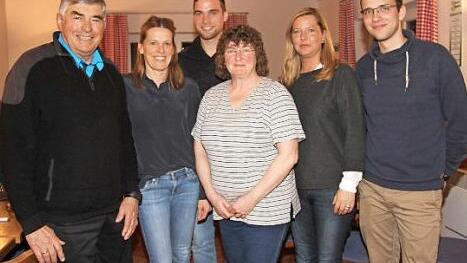Jürgen Kalfelder, Antje Birkel, Felix Magerl, Uschi Strässer, Susann Ahnert-Pusnik und Vincent Schlüter (v. l.) Foto: Richard Sänger