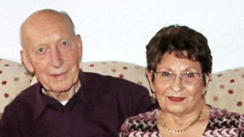 Seit sechs Jahrzehnten gehen Anneliese und Johann Zapf aus Rentweinsdorf ihren Lebensweg gemeinsam und sind mit ihrem bisherigen Lebensweg zufrieden.  Foto: Helmut Will