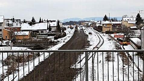 Blick am 18. Januar 2016 von der Brücke Zückshuter Straße nach Süden