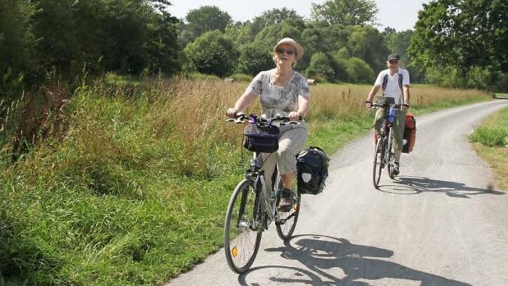 Karin und Helmut Desor aus Buxtehude haben den Mainradweg bereits erkundet - und waren begeistert von Strecke und Landschaft. Foto: Sonja Adam