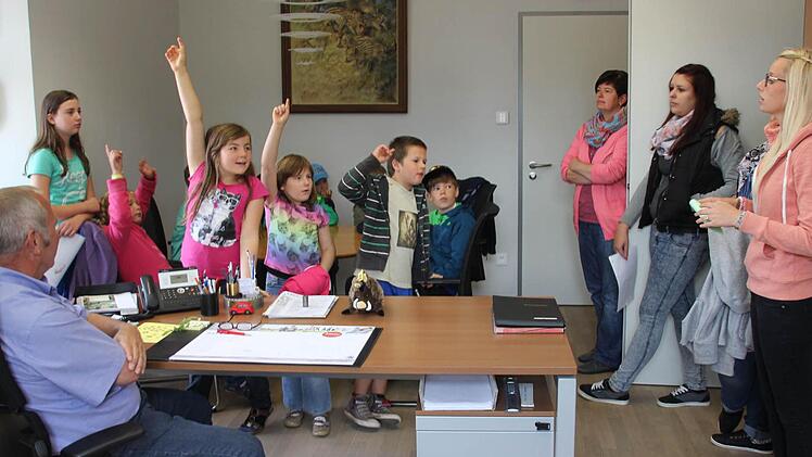Mit Eifer waren die Kinder und ihre Betreuerinnen bei der Sache.