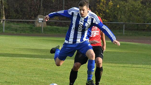 Ein Box-to-Box-Spieler der besonderen Güte ist Lukas Schmittzeh vom TSV Münnerstadt. Der 23-Jährige gehört zu den laufstärksten Kickern seines Teams. Foto: Hopf