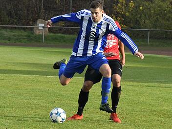 Ein Box-to-Box-Spieler der besonderen Güte ist Lukas Schmittzeh vom TSV Münnerstadt. Der 23-Jährige gehört zu den laufstärksten Kickern seines Teams. Foto: Hopf