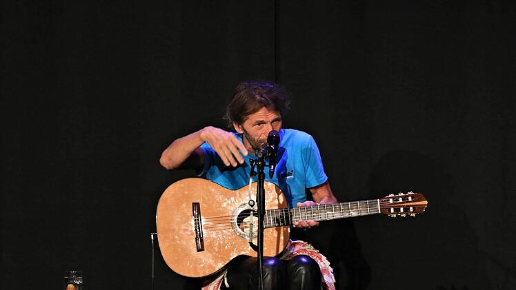 Hans Söllner spielt im Kulturboden in Hallstadt Foto: Ferdinand Merzbach