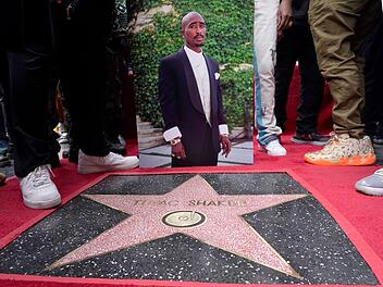 Tupac Shakur Tupac Shakur