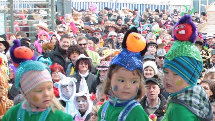Marktplatztreiben in Stadtsteinach. Foto: Jürgen Gärtner