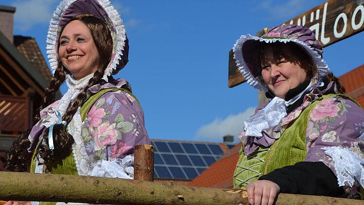 Faschingszug Rosenmontag in Waldfenster Foto: Peter Rauch
