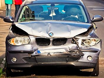 Tausende Euro Schaden bei Unfall in Nürnberg