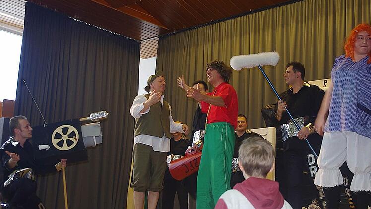 Vom Ringelreihen bis zum Männerballett: In Wilhelmsthal war alles zu sehen. Foto: Heike Schülein