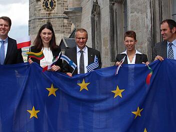 Nadine Deusing (zweite von links) vom Europe-Direct-Centrum. Foto: Simone Bastian