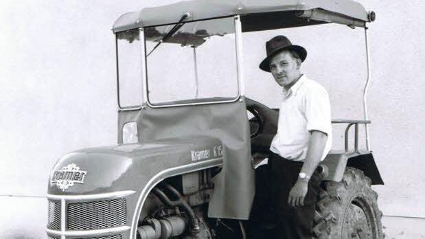 Diese Traktorbedachung von Hermann Weigmann war in den Nachkriegsjahren eine echte Neuheit.