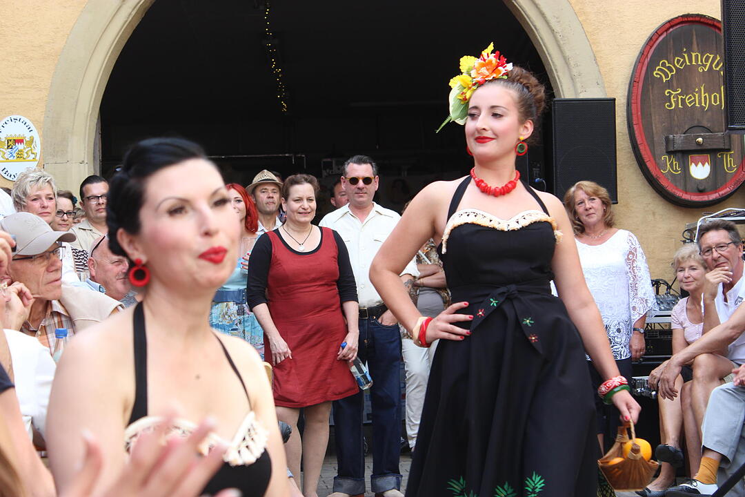 Modenschau im Freihof