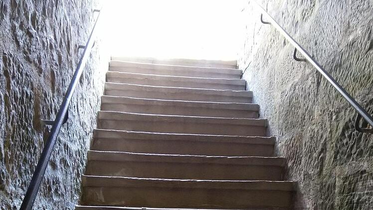 Treppenaufgang zum Innenhof der Veste CoburgFoto: Jochen Berger