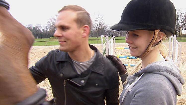 Gunther und Jessica sind verliebt - auch ohne "Bauer sucht Frau". Foto: RTL