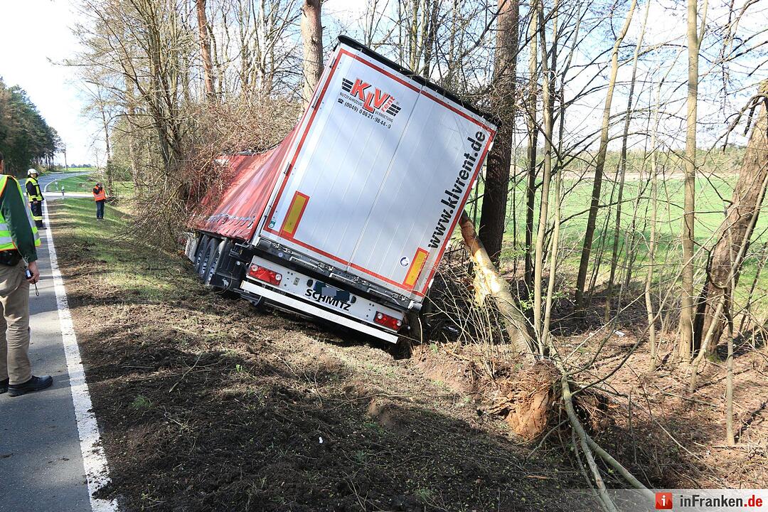 Schwerer Lkw-Unfall bei Stadelhofen