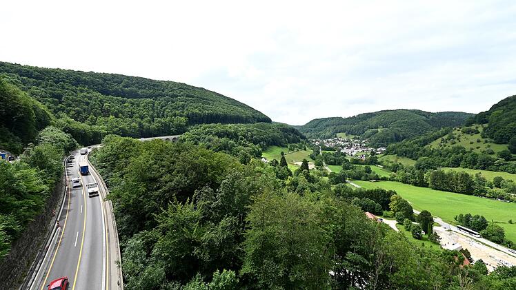 Autobahn 8 - Albaufstieg