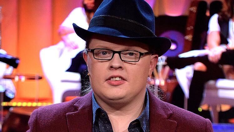 Angelo Kelly wurde von Mitgliedern seiner Familie unterrichtet. Auch die eigenen Kinder des Musikers gingen nicht regul&auml;r zur Schule.