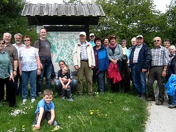 Jährliche gemeinsame Wanderungen stärken den Zusammenhalt der Siedlergemeinschaft. Foto: privat