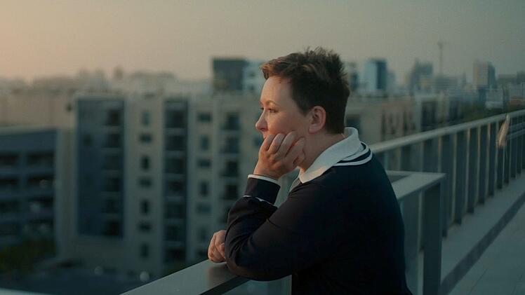 "Ich habe den Mund aufgemacht, als mir klar wurde, das Tesla Sicherheitsprobleme vertuscht", erinnert sich die einstige Ingenieurin Cristina Balan im Sky-Film.