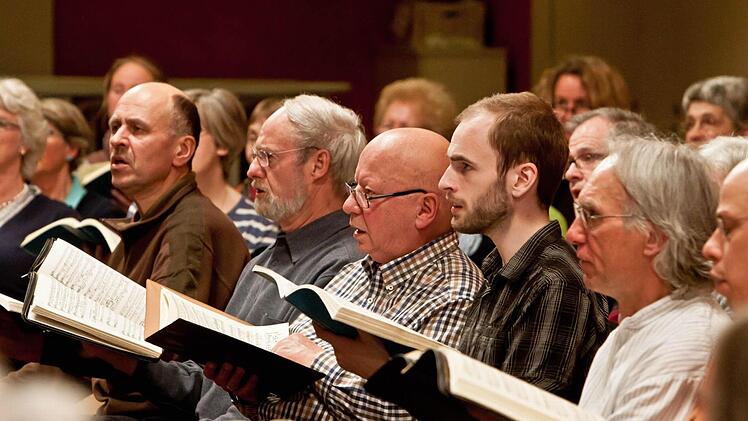 Der Coburger Bachchor bei der ProbenarbeitFoto: Jochen Berger