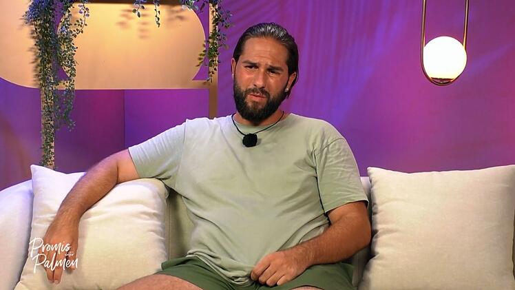 Maurice muss sich im Duell gegen Edith geschlagen geben und "Promis unter Palmen" verlassen.