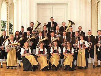 Die Egerländer Blasmusik gastiert auf der Trimburg. Foto: Egerländer