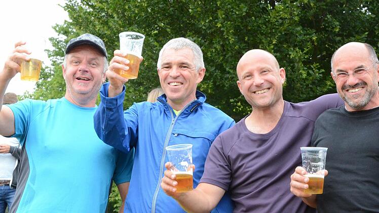 Gut gelaunte Fans. Foto: Jürgen Schmitt