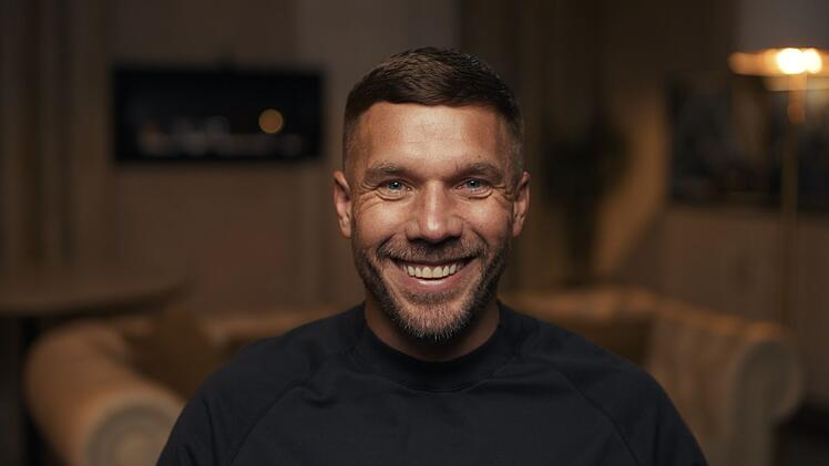 Lukas Podolski, der im Sommer 41 wird, d&uuml;rfte der einzige Spieler der Mannschaft von 2006 sein, der immer noch seine Fu&szlig;ballschuhe schn&uuml;rt. Der polnischst&auml;mmige K&ouml;lner kickt noch f&uuml;r G&oacute;rnik Zabrze - in Polen.