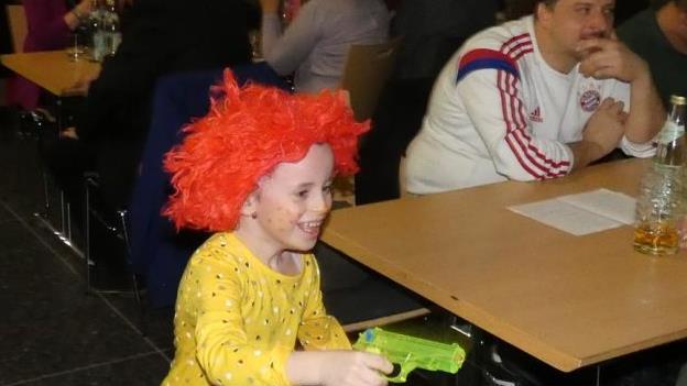 Pumuckel hüpfte in seiner lausbübischen Art quer durch die Halle.Christian Licha