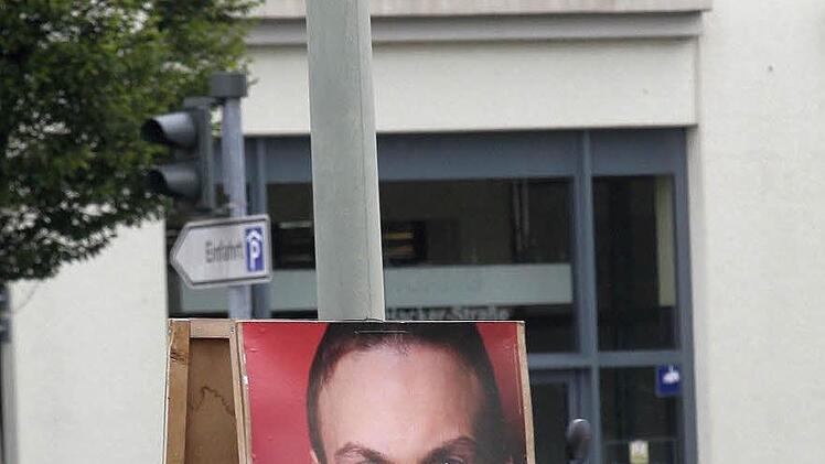 Vielleicht wird nach ihm eines Tages ein Einkaufszentrum benannt (manche Buchstaben ließen sich wiederverwenden).