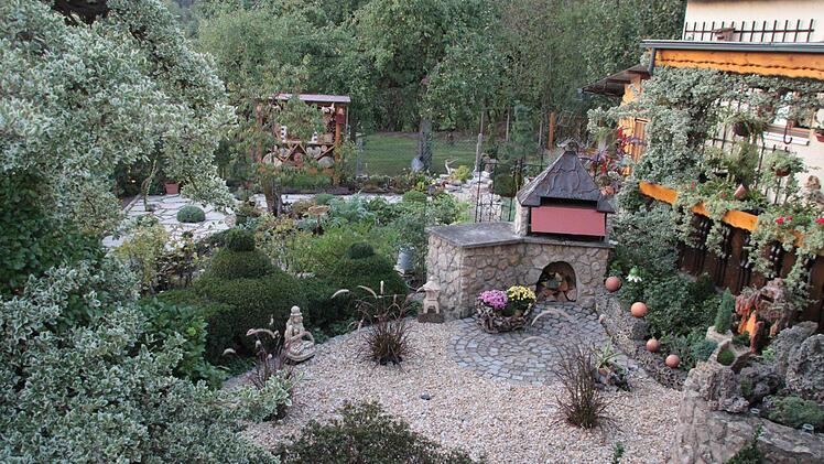 So sieht der Garten bei Tageslicht aus. Foto: Jürgen Gärtner
