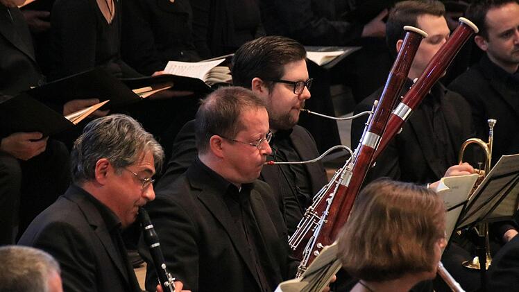 Großen Eindruck bei den zahlreichen Zuhörern in der Morizkirche hinterließ die Aufführung von Antonin Dvoráks "Stabat Mater" durch den Coburger Bachchor.Foto: Jochen Berger