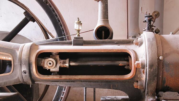 1903 wurde die Dampfmaschine für die Wäscherei angeschafft. Foto: Benedikt Borst