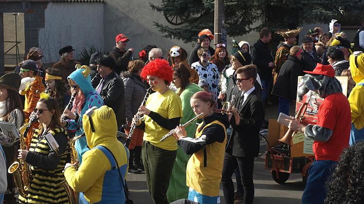 Faschingsumzug in Ebenhausen.  Foto: Stefan Geiger