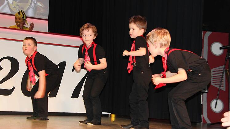 Flotte Truppe aus Simaroth Foto: Veronika Schadeck