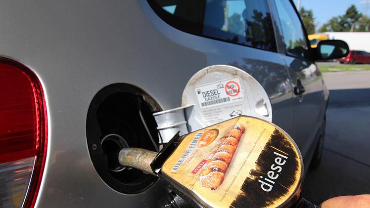 Der Dieselmotor ist als Kraftstoff sparende Technologie noch immer beliebt bei Autofahrern, die viel unterwegs sind.  Foto: Andreas Oswald