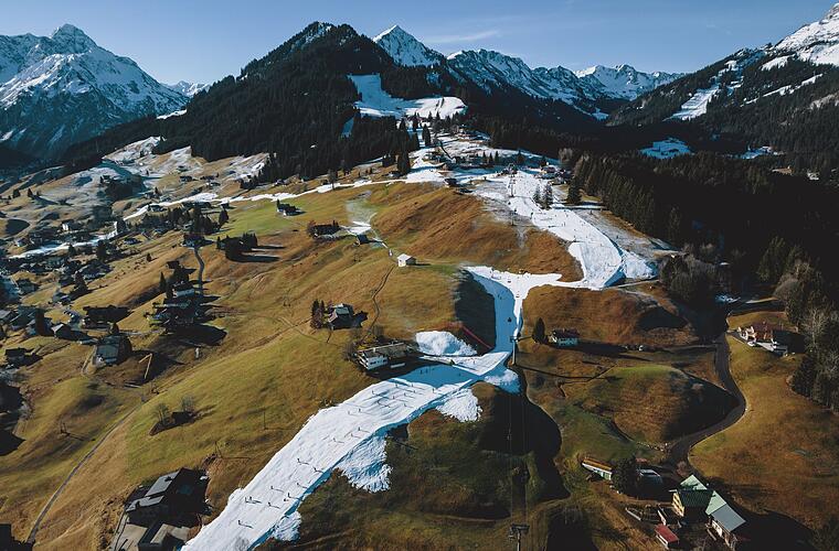 Kurzfristiger Optimismus im Skitourismus