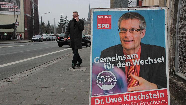 Deja-vu-Erlebnis in der Bayreuther Straße: Der SPD Kandidat scheint mit der Werbung von 2014 erneut in den Wahlkampf zu ziehen. Ein Wechsel wäre tatsächlich angesagt - vor allem bei der Plakatierung .  Foto: Oswald