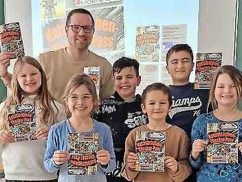 Sieben Sch&uuml;lerinnen und Sch&uuml;ler haben gelernt, wie man sich bei Naturgefahren richtig verh&auml;lt.