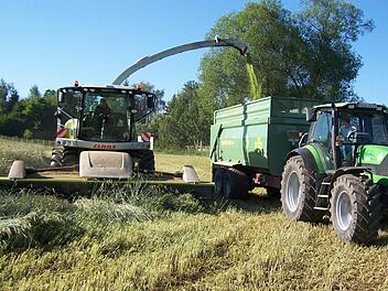Gerade in der Erntezeit ist das Verleihen und Leihen attraktiv für viele Landwirte. Foto: privat