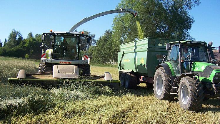 Gerade in der Erntezeit ist das Verleihen und Leihen attraktiv für viele Landwirte. Foto: privat