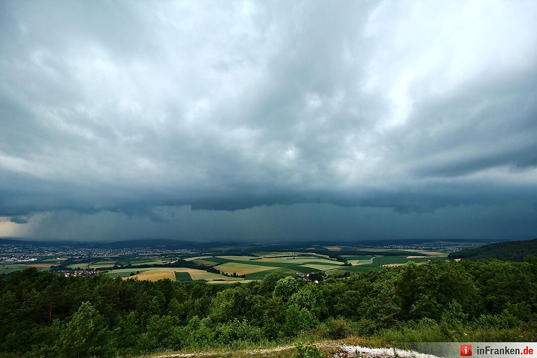 Gewitter über der Region Bamberg Foto: Ferdinand Merzbach