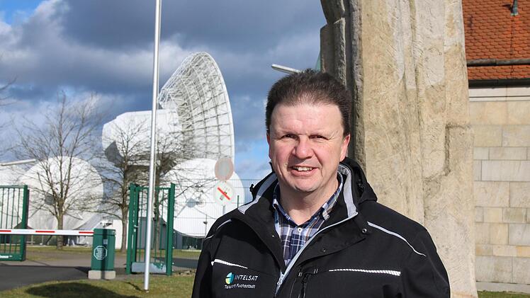 Roland Brönner arbeitet aktuell als Kommunikationselektroniker in der Erdfunkstelle Fuchsstadt. Foto: Ralf Ruppert